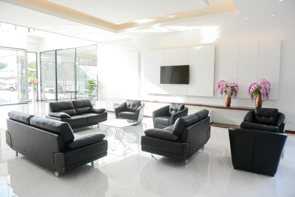 Orchid Riverview Hotel — 5
