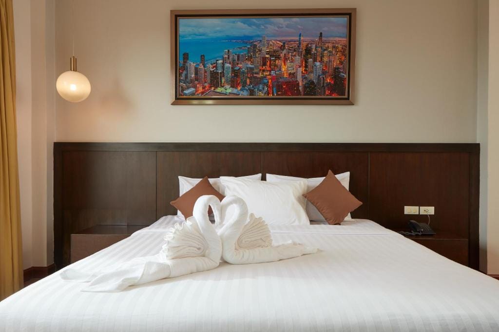 Rhienchai Place Hotel — 2