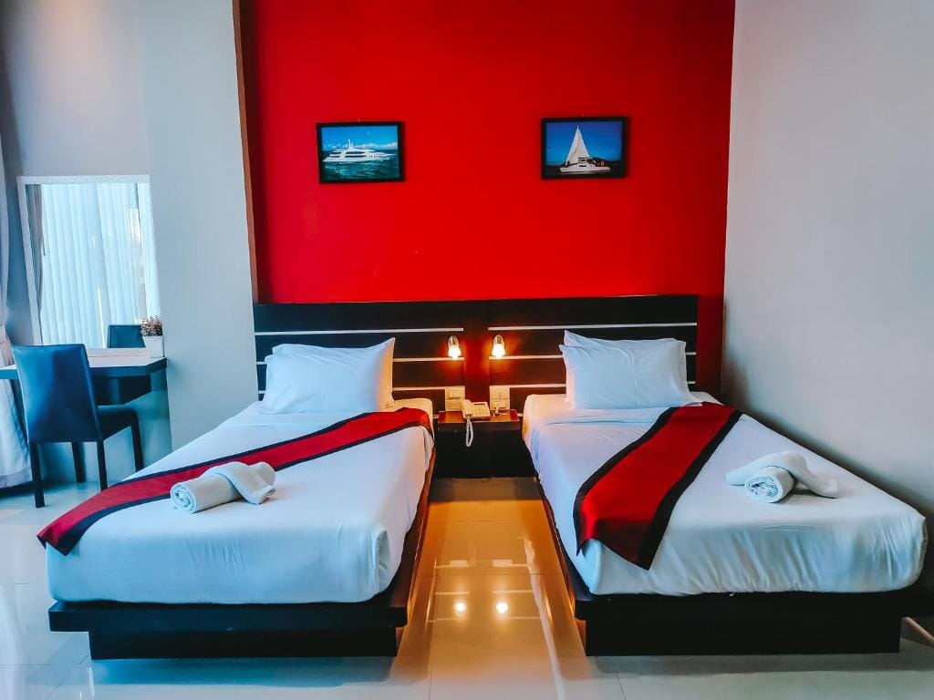 The Harbour Front Hotel — 2