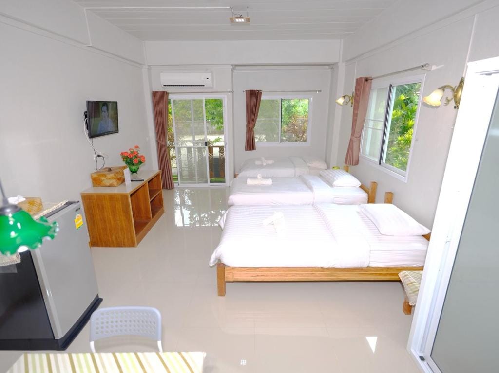 Baan Bangrak Residence — 2