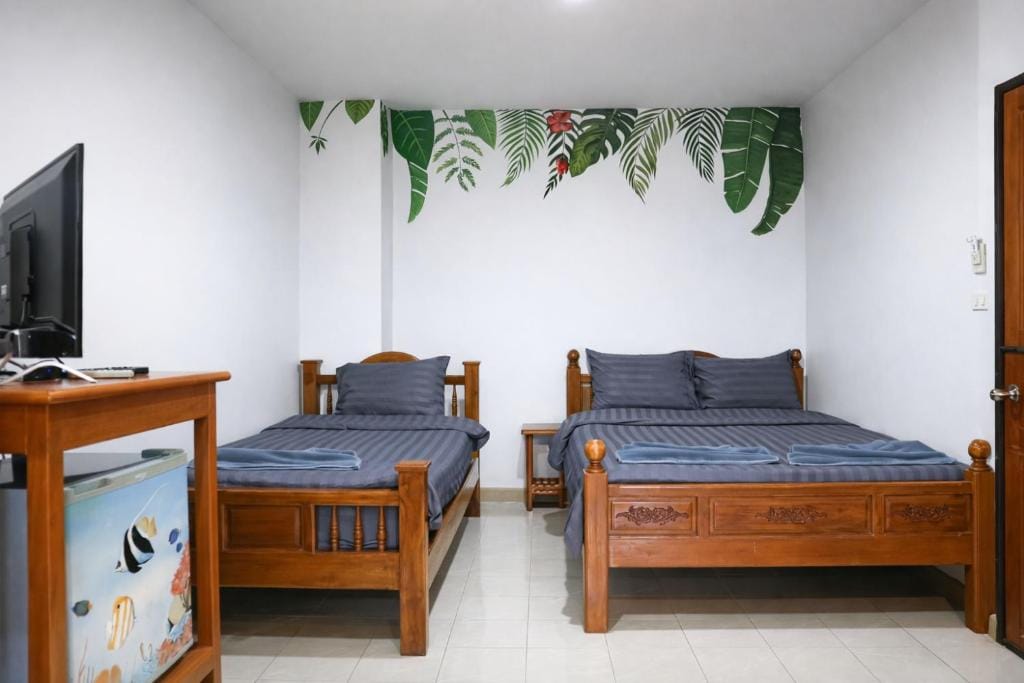 My Friends Hotel — 5