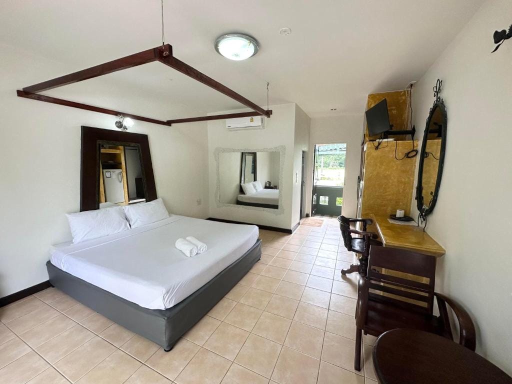 โรงแรมนาขา ชาเลท์ รีสอร์ท จังหวัดตรัง Naka Chalet Resort Trang — 2