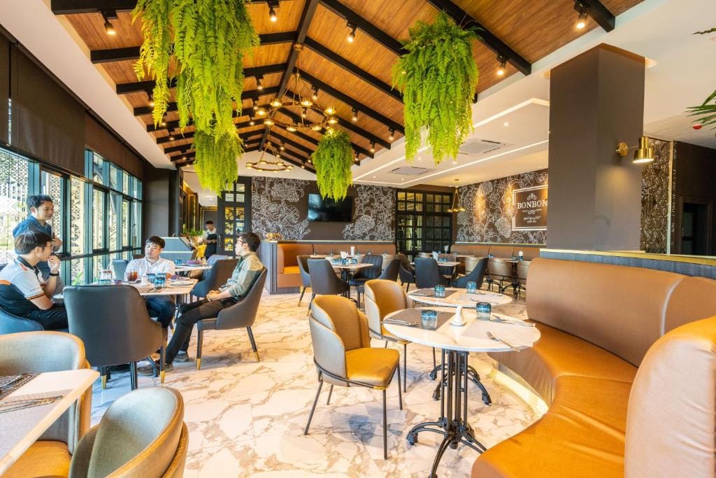 Belle Grand Hotel — 3