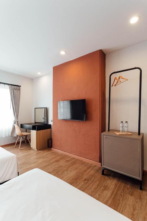 Clay Hotel Udonthani — 4