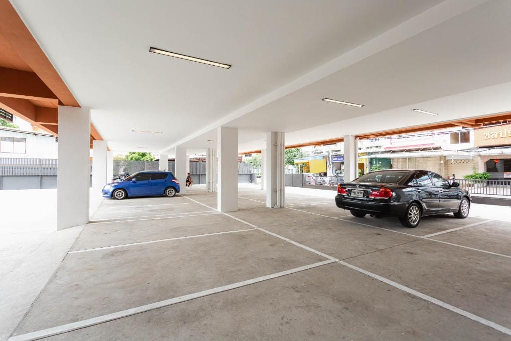 Clay Hotel Udonthani — 5